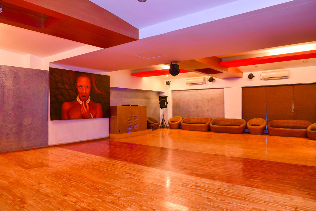 Вакад: Orritel Hotel