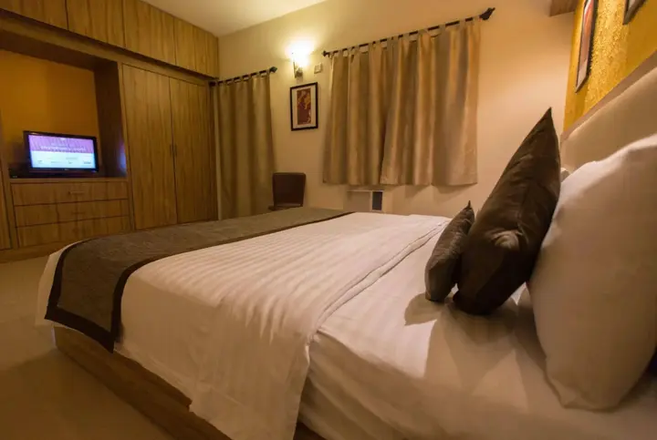 Бангалор: Sherwood Suites