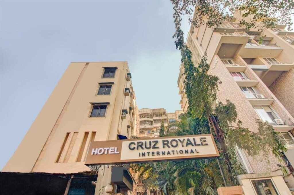 Fabhotel Cruz Royale — фото 1
