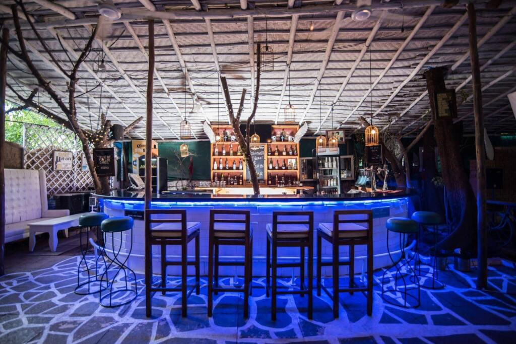 Анджуна: The Tamarind Hotel Anjuna, Goa
