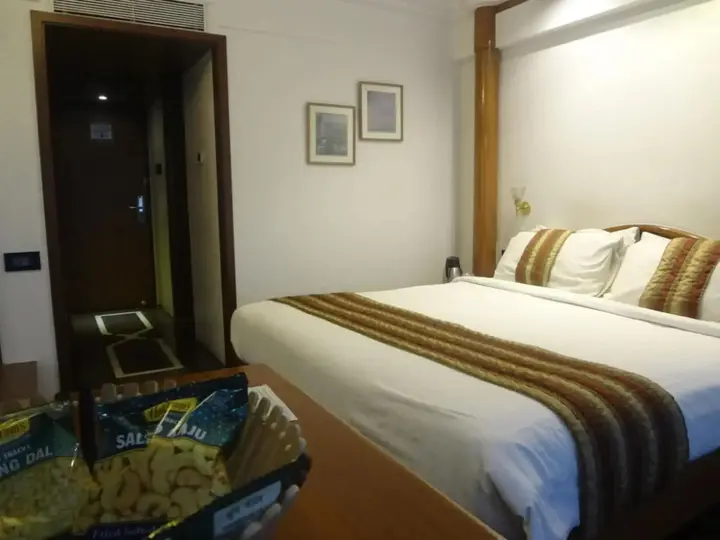 Мумбаи: Hotel Midtown Pritam