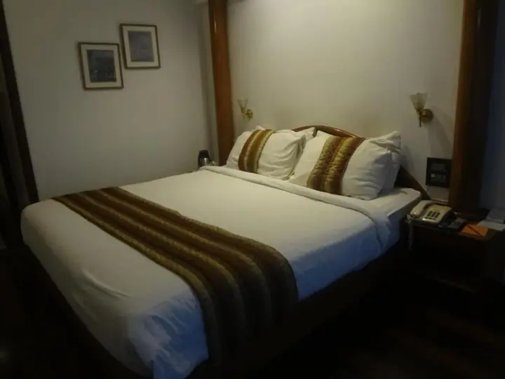 Мумбаи: Hotel Midtown Pritam