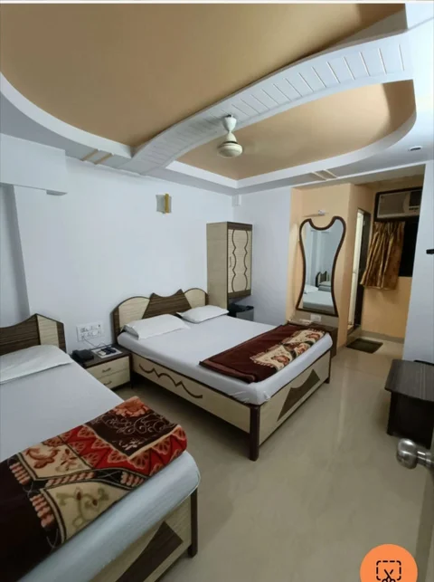 Мумбаи: Hotel Broadway