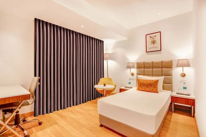 Дехрадун: Hotel Aketa
