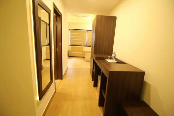 Дехрадун: Hotel Forest Avenue