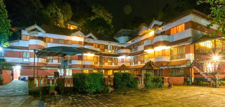 Велламундра: Upavan Resort