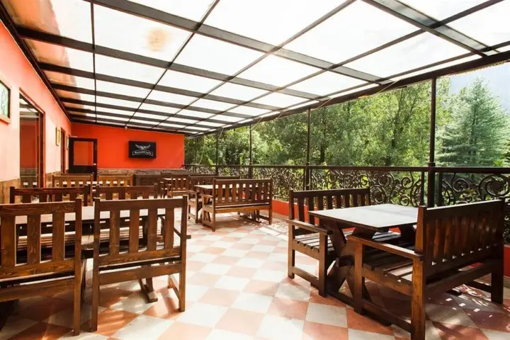 Касоль: Sandhya Kasol