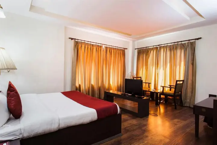 Касоль: Sandhya Kasol