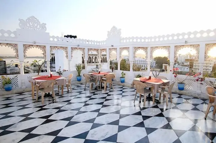 Удаипур: Hotel Minerwa