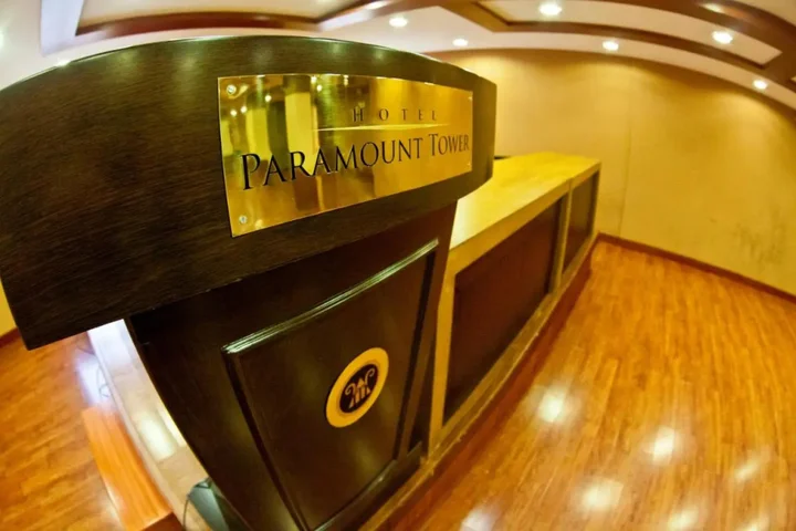 Кондотти: Paramount Tower