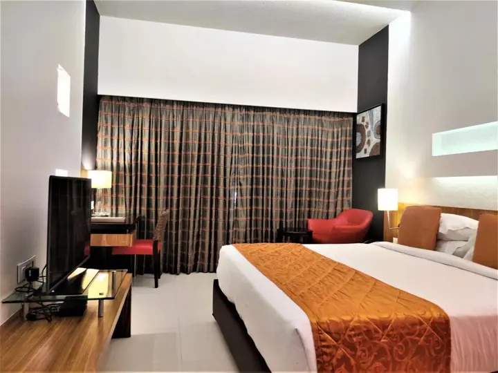 Тхане: Hotel Satkar Residency