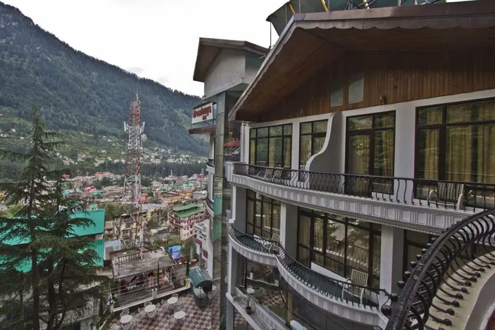 Манали: Hotel Broadways Inn