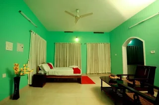 Муннар: Aruvi Resorts