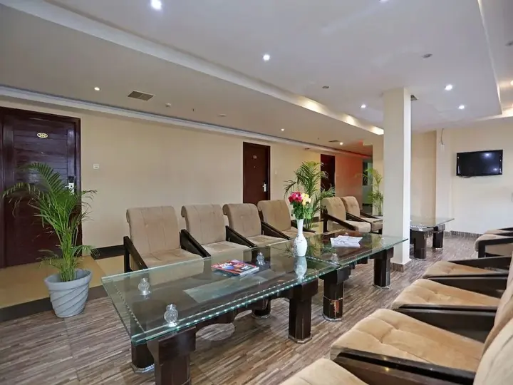 Тирупати: Hotel Udayee International