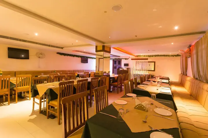 Тирупати: Hotel Udayee International