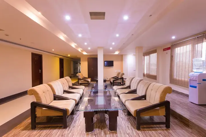 Тирупати: Hotel Udayee International
