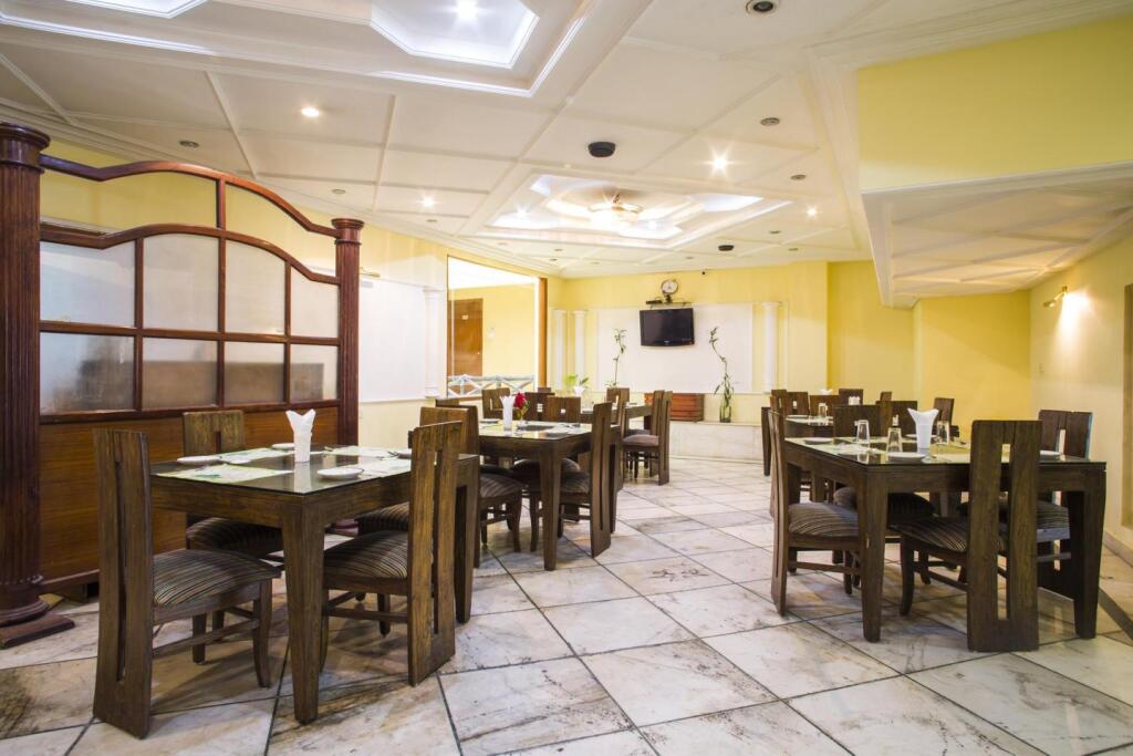 Катра: Jai Maa Inn