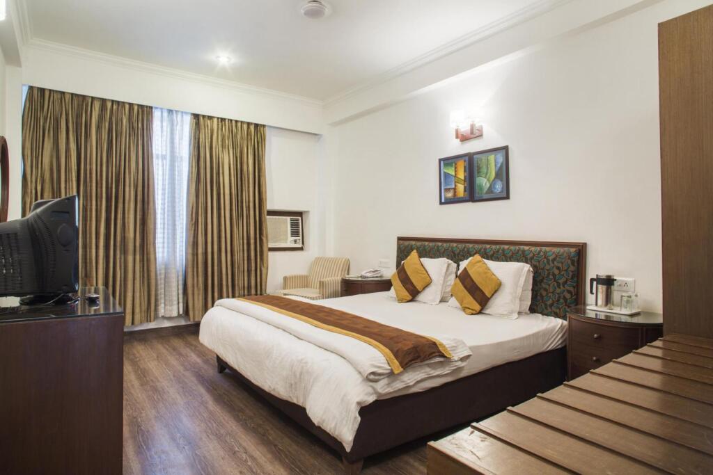 Катра: Jai Maa Inn