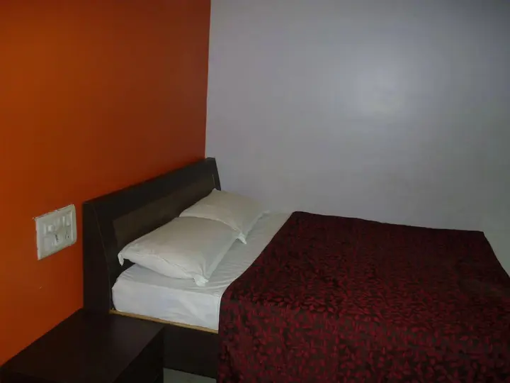 Мумбаи: IHotel