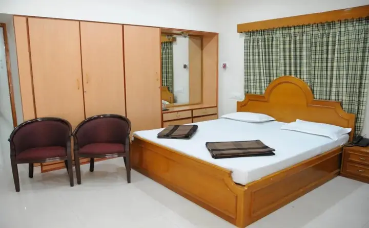 Lloyds Guest House, North Boag Road, T. Nagar — фото 4