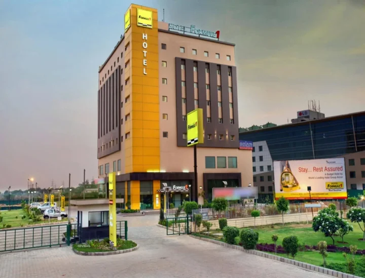 Большая Нойда: Hotel Caspia Pro Greater Noida