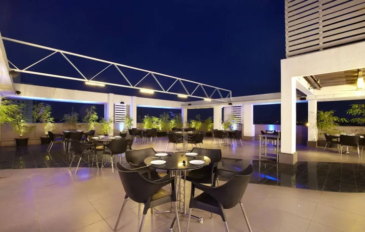 Хинджевади: Bizz Tamanna Hotel Hinjawadi, Pune