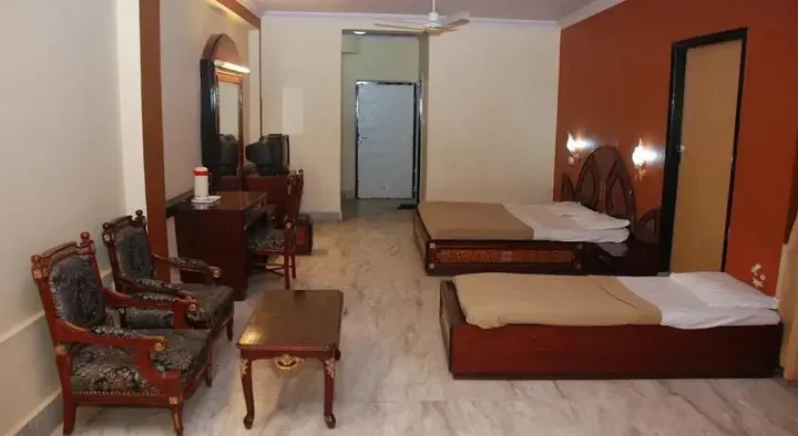 Олд-Махабалешвар: Shahee Resorts