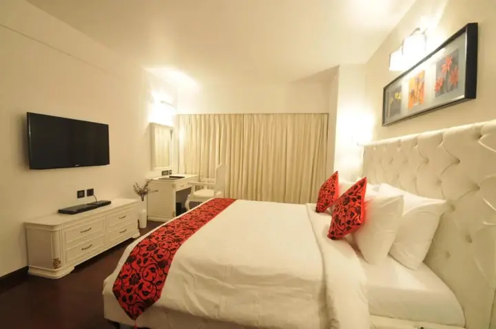 Раджкот: The Fern Residency Rajkot, Series by Marriott
