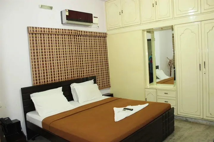 Бангалор: The New Casablanca Boutique Hotel