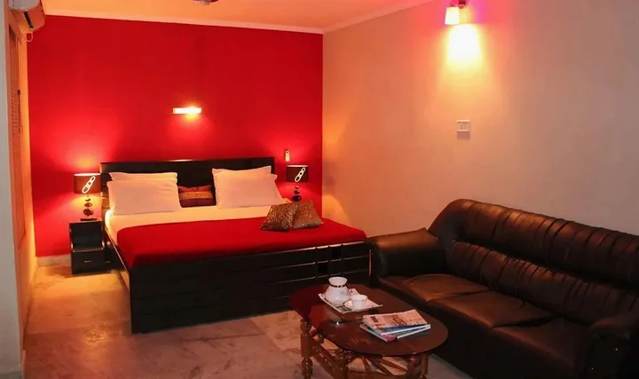 Бангалор: The New Casablanca Boutique Hotel