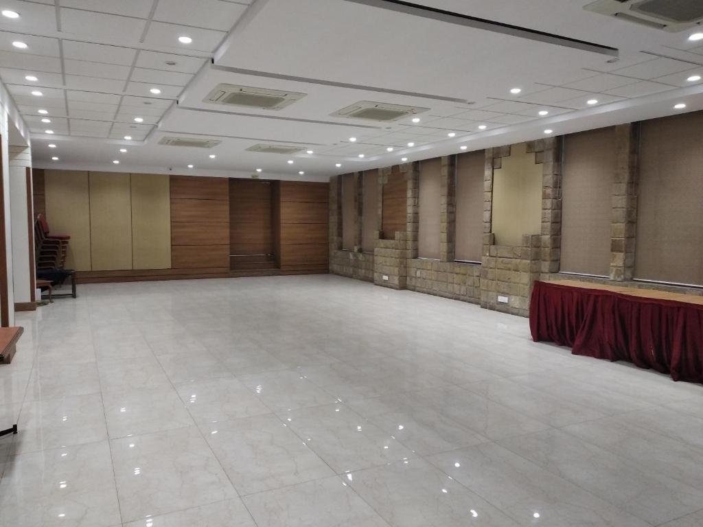 Анклешвар: Hotel Sadanand