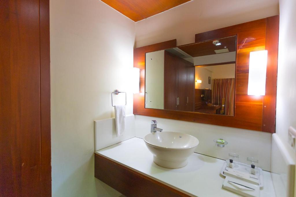 Гуруваюр: Hotel Devaragam