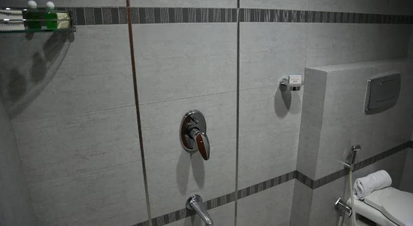 Гуруваюр: Hotel Devaragam