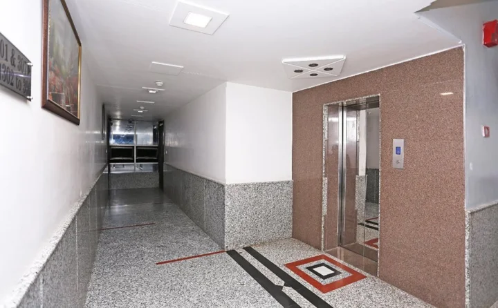 Агра: MD 9 Star Hotel