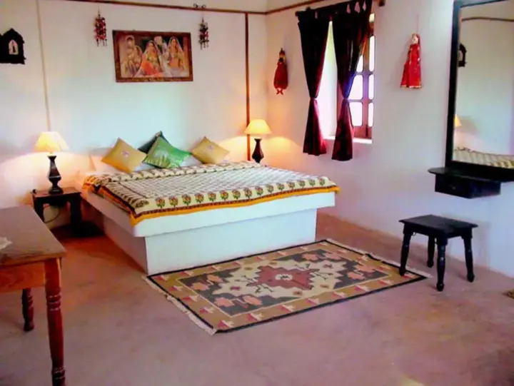 Khiyansaria: The Desert Haveli Resort and Camp
