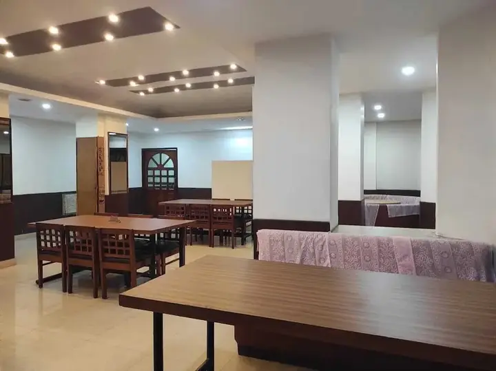 Гувахати: Ambarish Grand Residency