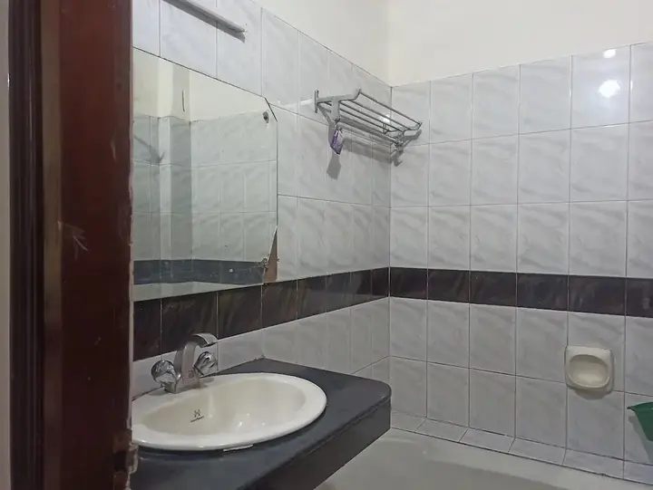 Гувахати: Ambarish Grand Residency