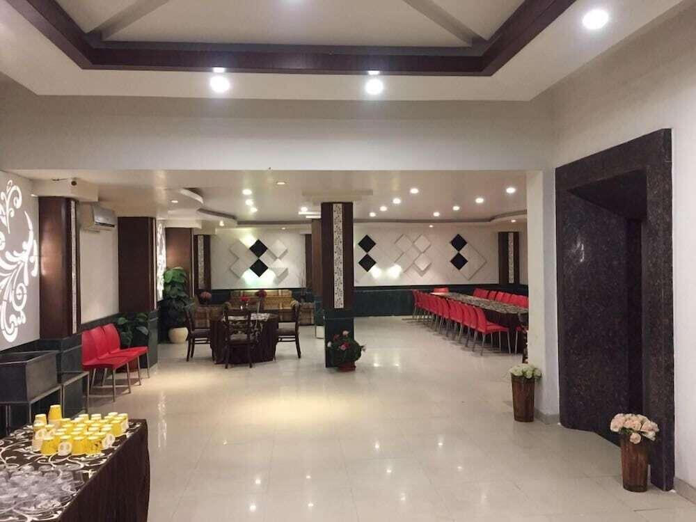 Амритсар: Hotel Namaskar Residency