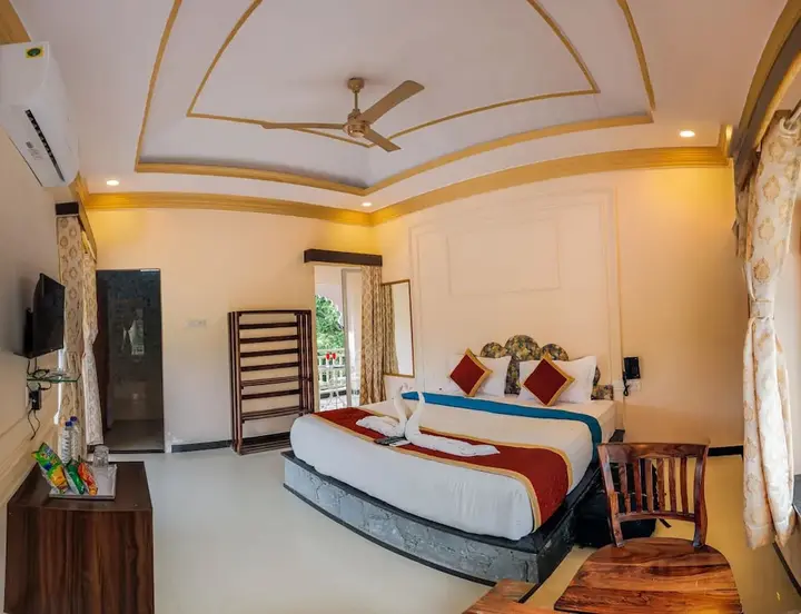 Садри: Kumbhal Palace Kumbhalgarh