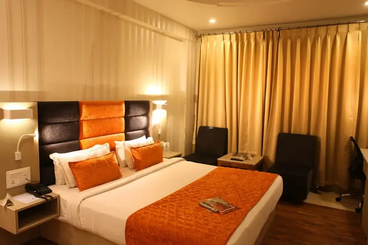 Bilaspur: The Aananda Imperial