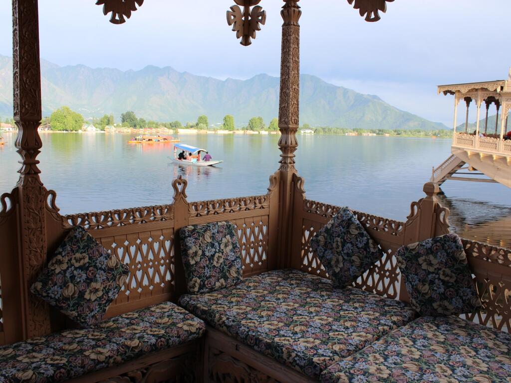 Wangnoo Houseboats — фото 1
