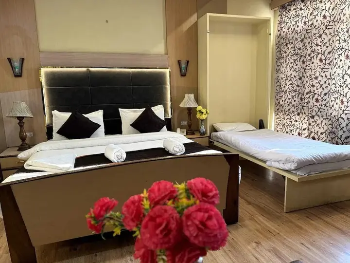 Шринагар: Hotel New Mamta