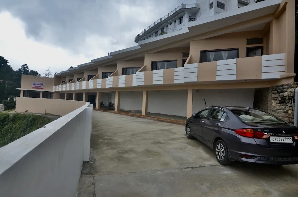 Раникхет: Uttarakhand Resort
