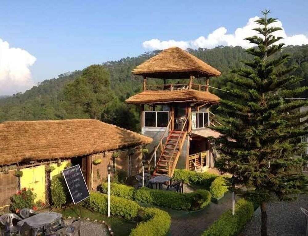 Раникхет: Uttarakhand Resort