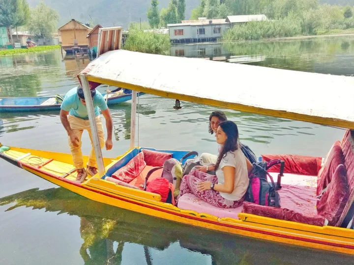 Шринагар: New Bul Bul Group Of Houseboats