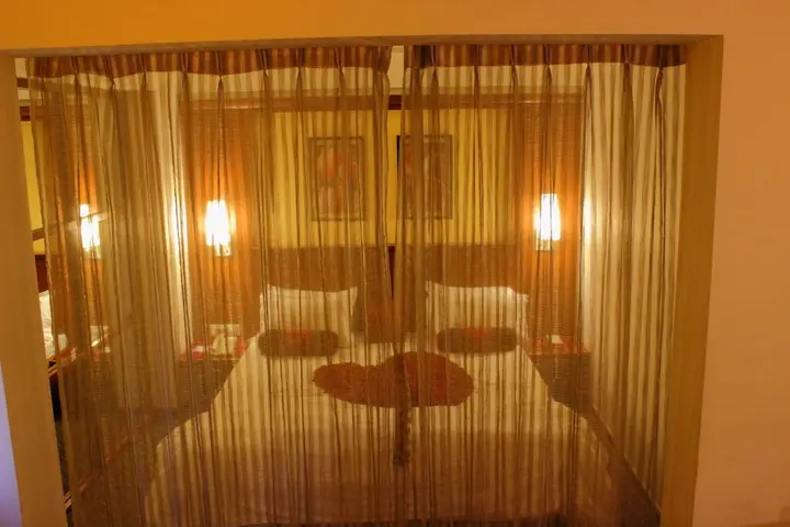 Ахмедабад: Skylon Hotel
