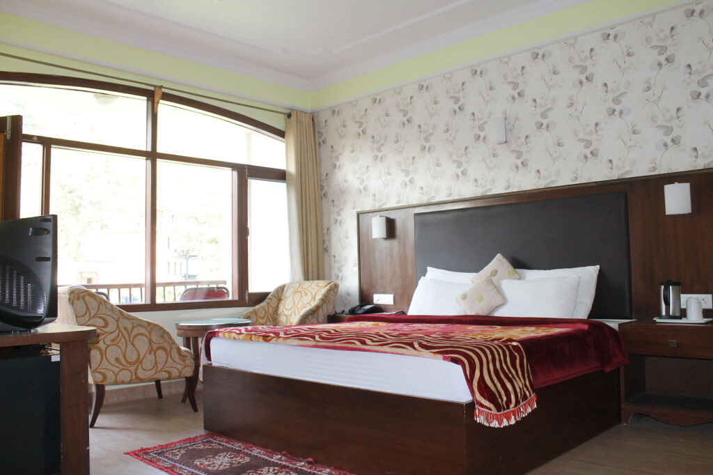 Татапани: Sandhya Hot Spring Health Care