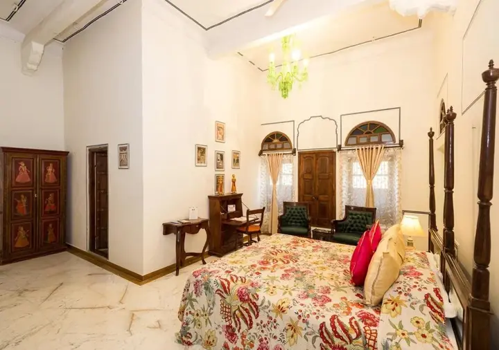 Биджайнагар: Fort Barli Hotel