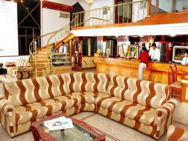 Eraniel: Hotel Singaar International
