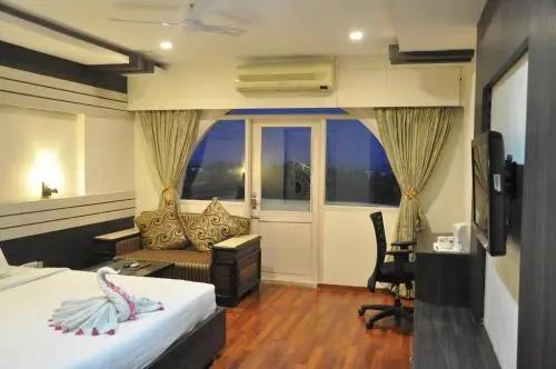 Eraniel: Hotel Singaar International
